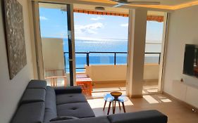 Beachfront -- New Luxury Apartment -- 1ª Linea Playa -- Fuengirola City Center -- Private Parking -- Panoramic Sea Views --
