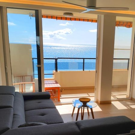 Beachfront -- New Luxury Apartment -- 1ª Linea Playa -- Fuengirola City Center -- Private Parking -- Panoramic Sea Views -- Eksteriør bilde