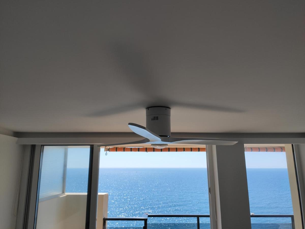 Beachfront -- New Luxury Apartment -- 1ª Linea Playa -- Fuengirola City Center -- Private Parking -- Panoramic Sea Views -- Eksteriør bilde